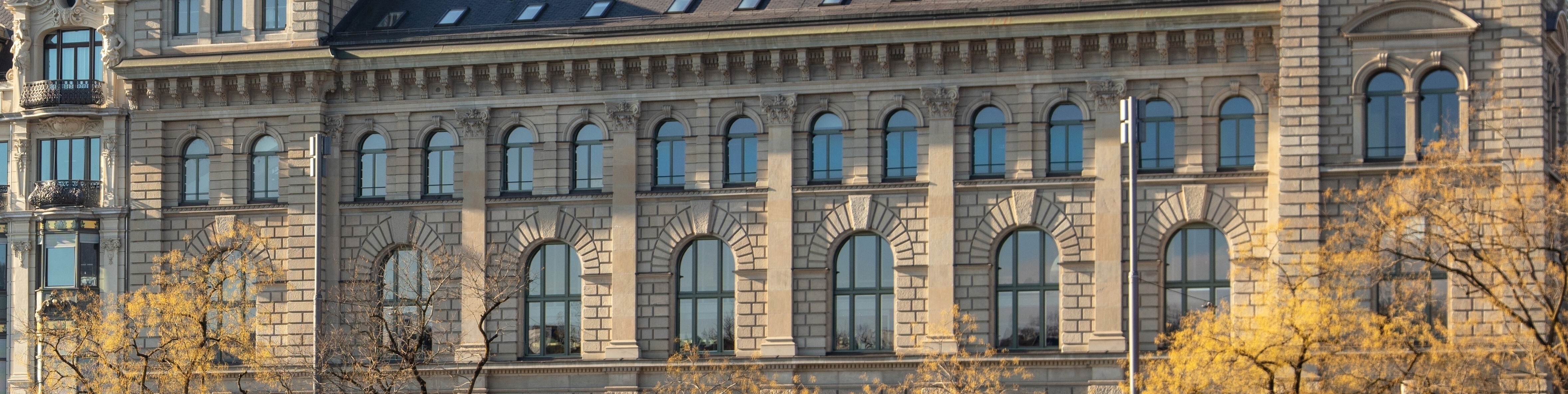 shutterstock_2590105895-1